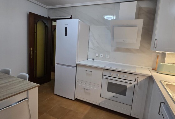Herverkoop - Appartement / Flat -
Torrevieja - Center