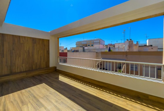 Revente - Appartement -
Torrevieja - Playa del Cura