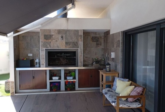 Sale - Detached Villa -
Daya Nueva - Costa Blanca