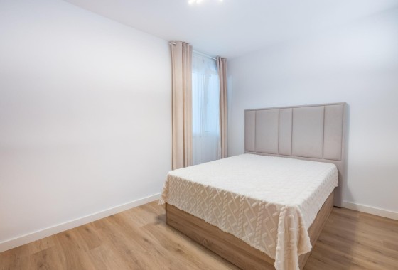 Sale - Apartment Flat -
Torrevieja - Playa del Cura