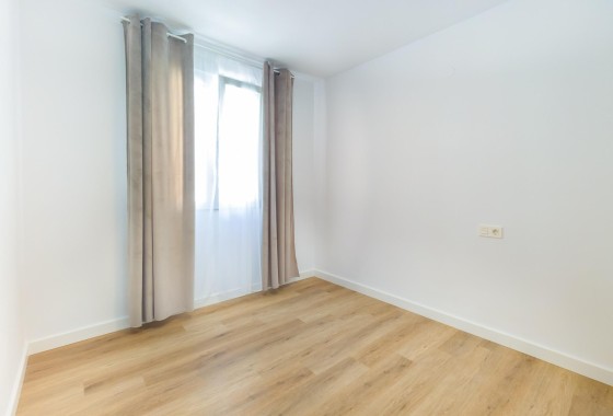 Sale - Apartment Flat -
Torrevieja - Playa del Cura