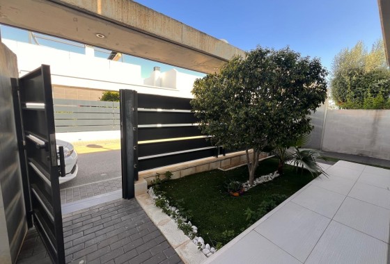 Wiederverkauf - Freistehende Villa -
Orihuela Costa - Lomas de Cabo Roig