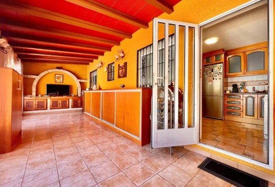 Herverkoop - Vrijstaande Villa -
Torrevieja - Los Balcones