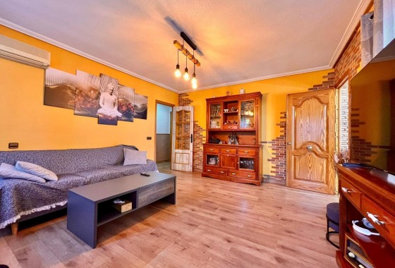 Herverkoop - Vrijstaande Villa -
Torrevieja - Los Balcones