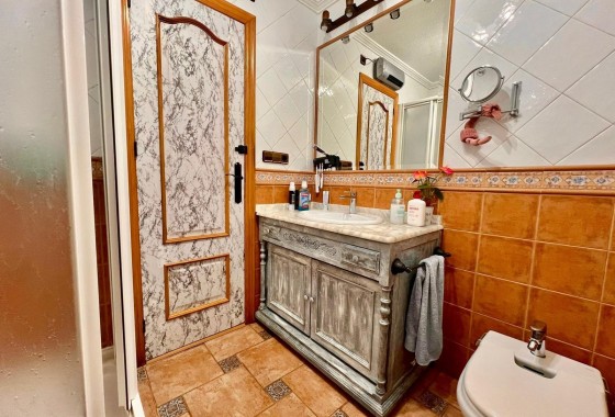Herverkoop - Vrijstaande Villa -
Torrevieja - Los Balcones