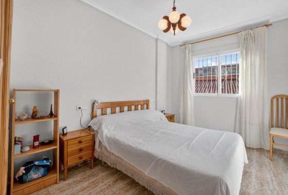Venta - Apartamento / Piso -
Torrevieja - Playa de los Locos