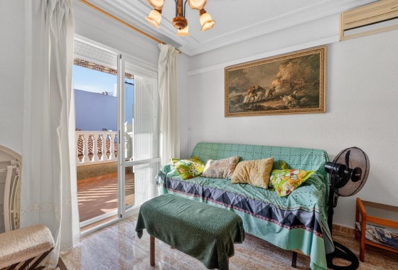 Venta - Apartamento / Piso -
Torrevieja - Playa de los Locos