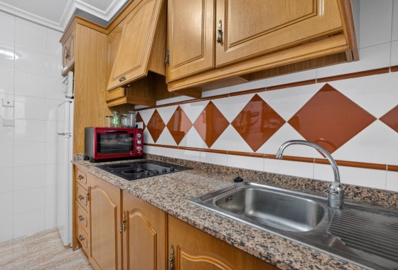 Venta - Apartamento / Piso -
Torrevieja - Playa de los Locos