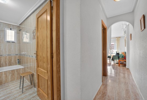Venta - Apartamento / Piso -
Torrevieja - Playa de los Locos