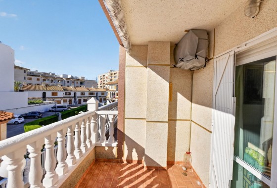 Venta - Apartamento / Piso -
Torrevieja - Playa de los Locos