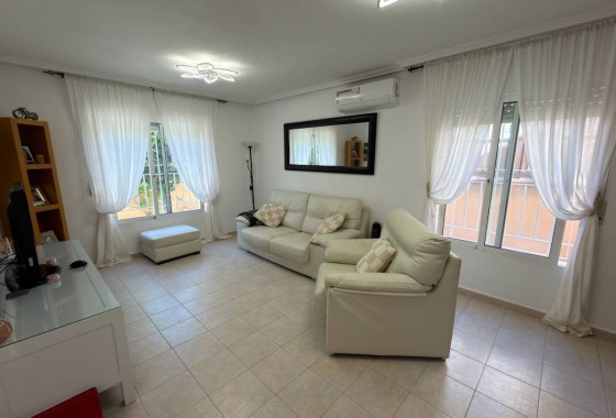 Herverkoop - Vrijstaande Villa -
Ciudad Quesada - Rojales - Ciudad Quesada - Doña Pepa