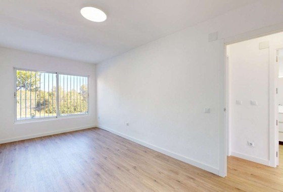 Herverkoop - Appartement / Flat -
Orihuela - Inland