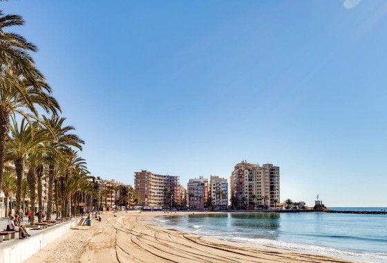 Herverkoop - Appartement / Flat -
Torrevieja - Playa del Cura