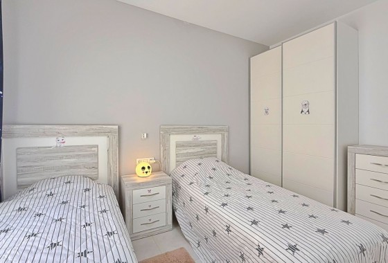Herverkoop - Appartement / Flat -
Pilar de la Horadada - Torre de la Horadada
