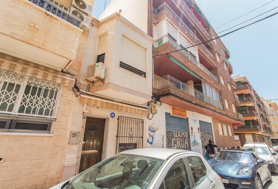 Herverkoop - Stadswoning -
Torrevieja - Playa de El Cura