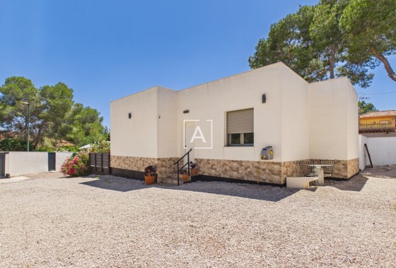 Resale - Detached Villa -
Pinar de Campoverde