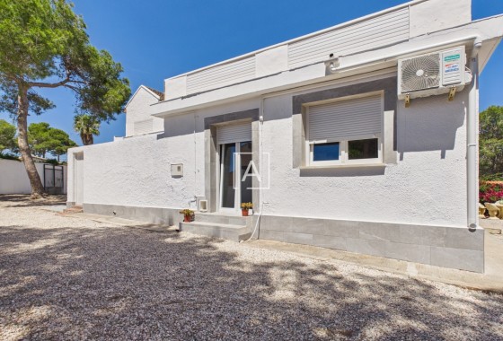 Resale - Detached Villa -
Pinar de Campoverde