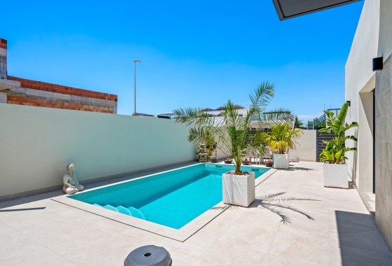 Herverkoop -  -
Daya Nueva - Costa Blanca South