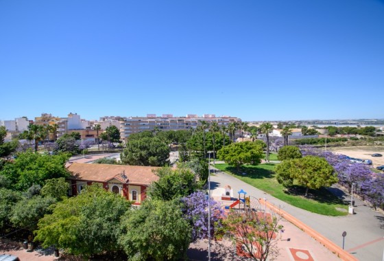 Herverkoop - Appartement / Flat -
Torrevieja - Acequion