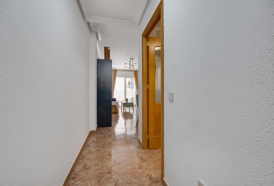 Wiederverkauf - Wohnung / Apartment -
Torrevieja - Costa Blanca