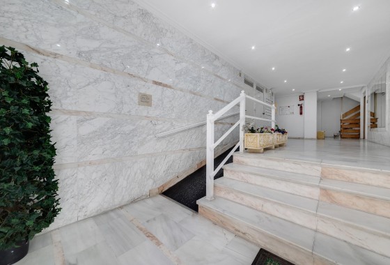 Wiederverkauf - Wohnung / Apartment -
Torrevieja - Costa Blanca