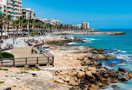 Wiederverkauf - Wohnung / Apartment -
Torrevieja - Costa Blanca