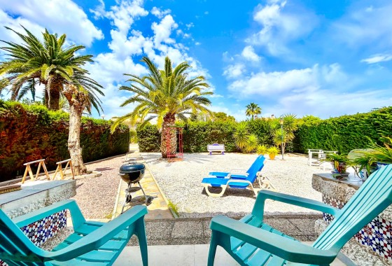 Wiederverkauf - Freistehende Villa -
La Zenia - Costa Blanca
