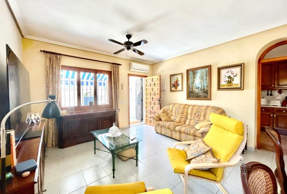 Wiederverkauf - Freistehende Villa -
La Zenia - Costa Blanca
