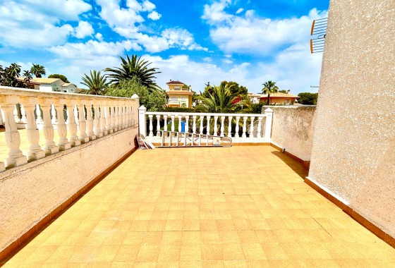 Wiederverkauf - Freistehende Villa -
La Zenia - Costa Blanca