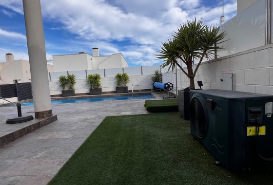 Wiederverkauf - Freistehende Villa -
Orihuela Costa - Costa Blanca