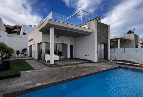 Wiederverkauf - Freistehende Villa -
Orihuela Costa - Costa Blanca