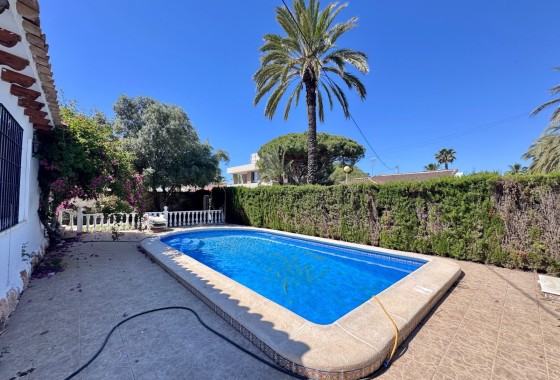 Wiederverkauf - Freistehende Villa -
Orihuela Costa - Costa Blanca