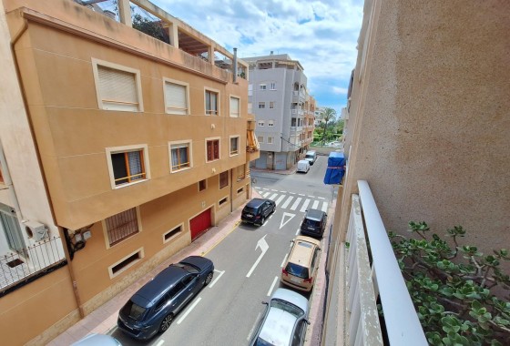 Wiederverkauf - Wohnung / Apartment -
Torrevieja - Playa de los Locos