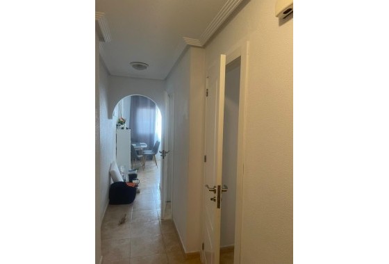 Herverkoop - Appartement / Flat -
Torrevieja - Playa de los Locos