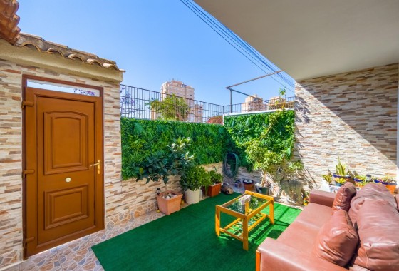 Herverkoop - Rijhuis -
Torrevieja - Nueva Torrevieja