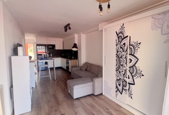 Wiederverkauf - Wohnung / Apartment -
Torrevieja - La veleta