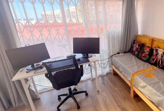 Wiederverkauf - Wohnung / Apartment -
Torrevieja - La veleta