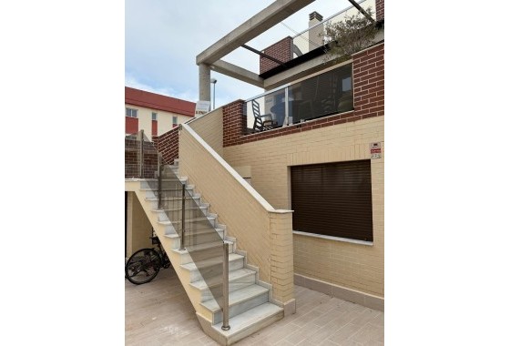 Wiederverkauf - Wohnung / Appartement -
Orihuela Costa - Lomas de Cabo Roig