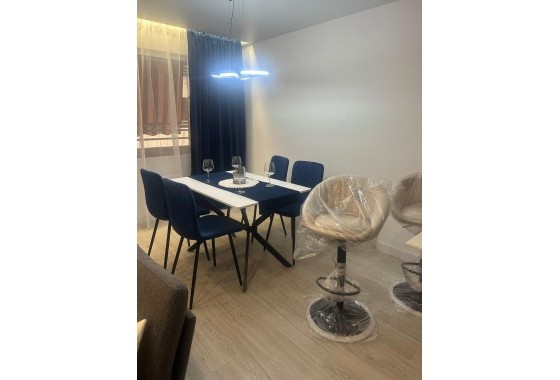 Wiederverkauf - Wohnung / Apartment -
Torrevieja - El Acequión - Los Náufragos