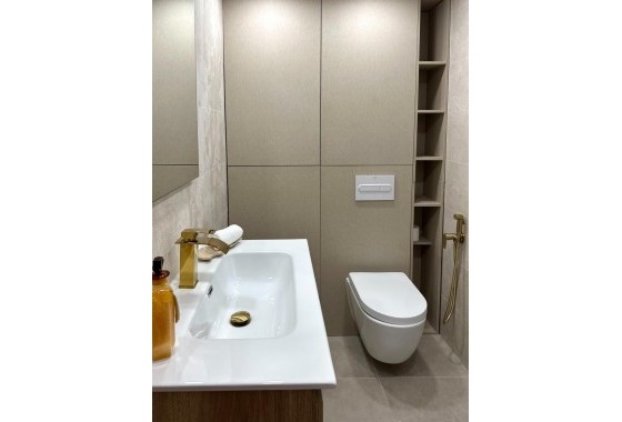 Wiederverkauf - Wohnung / Apartment -
Torrevieja - El Acequión - Los Náufragos