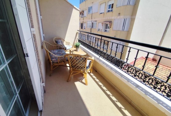 Resale - Wohnung / Apartment -
Torrevieja - Center