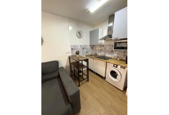 Sale - Apartment / Flat -
Torrevieja - Los Balcones