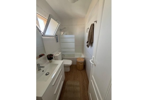 Sale - Apartment / Flat -
Torrevieja - Los Balcones