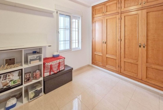 Wiederverkauf - Wohnung / Apartment -
Orihuela Costa - Lomas De Cabo Roig-los Dolses