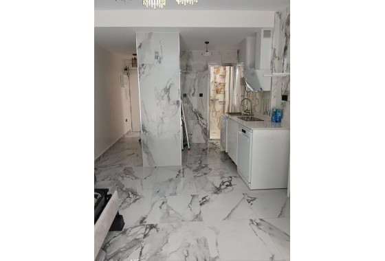 Wiederverkauf - Wohnung / Apartment -
Torrevieja - Center