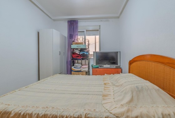 Wiederverkauf - Wohnung / Apartment -
Torrevieja