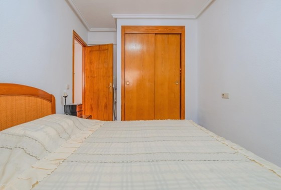 Wiederverkauf - Wohnung / Apartment -
Torrevieja