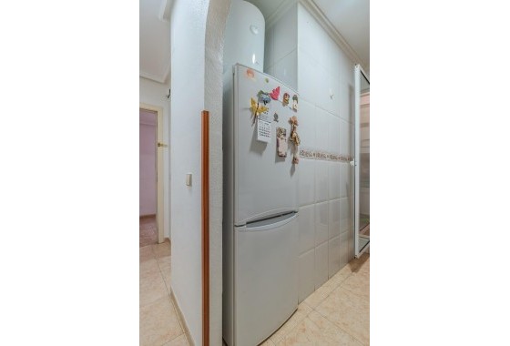 Wiederverkauf - Wohnung / Apartment -
Torrevieja