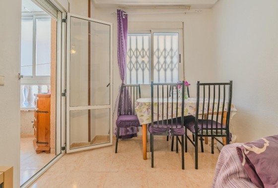 Wiederverkauf - Wohnung / Apartment -
Torrevieja