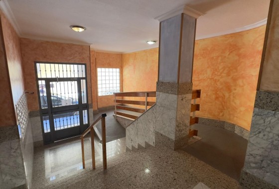 Herverkoop - Appartement / Flat -
Torrevieja - Acequion